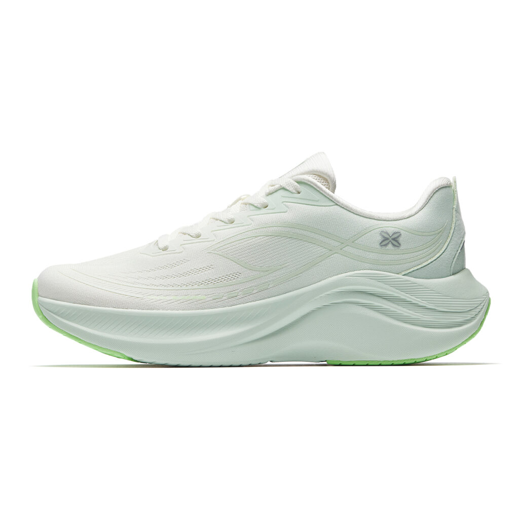 Anta Leaf 6.0 Low top Casual Sprint City Commuting Running Shoes Women’s Ivory White Light Sunlit Green