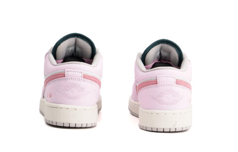 Jordan Air Jordan 1 Cushioning, Wear Resistant Low top Vintage Basketball Shoes Unisex Pink White