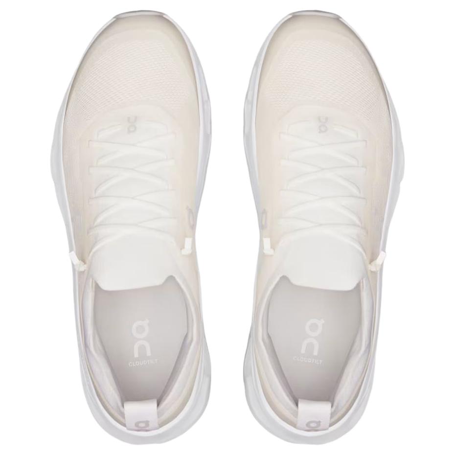 Cloudtilt Moon Zendaya x On ‘White Frost’