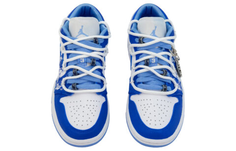 Jordan Air Jordan 1 Blue And White Flower Branch Slip Resistant Abrasion Resistant Low top Vintage Basketball Shoes