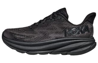 HOKA ONE ONE Clifton 9 Wide 'Triple Black'
