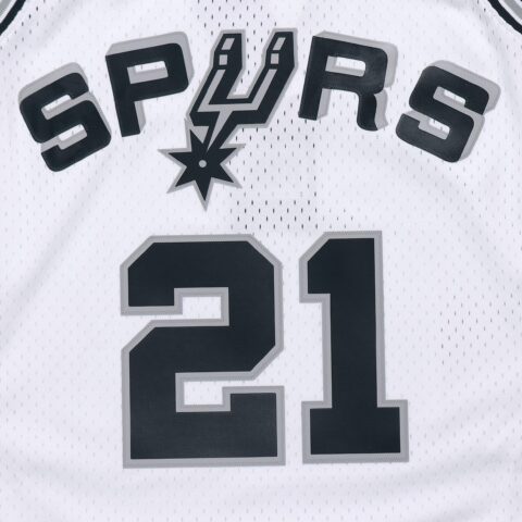 Mitchell & Ness San Antonio Spurs 1998 99 Tim Duncan Swingman Jersey