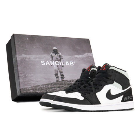 Jordan Air Jordan 1 Slip Resistant Slip Resistant Mid top Vintage Basketball Shoes Men's Black White