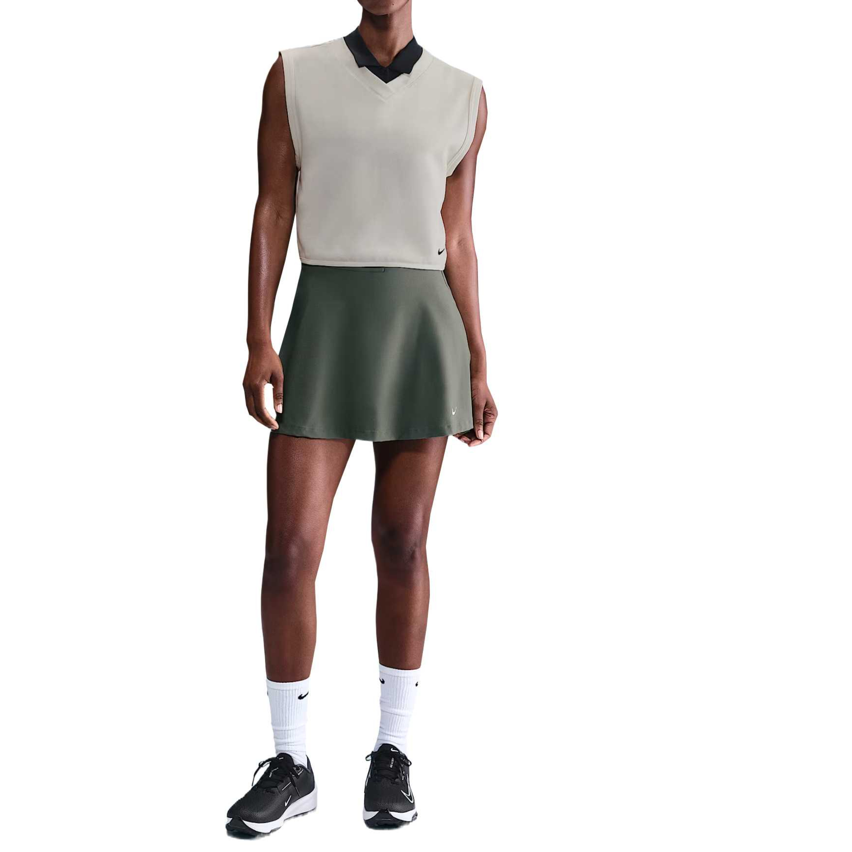 Nike Women’s V-Neck Golf Vest